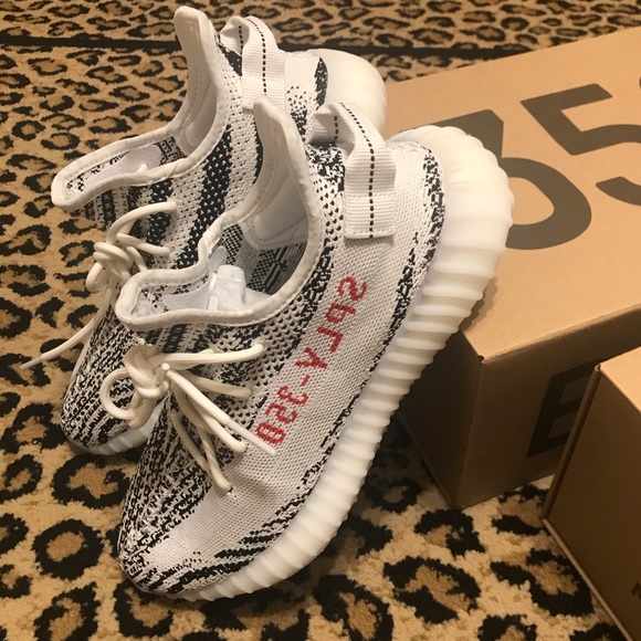 Yeezy Boost 350 Zebra